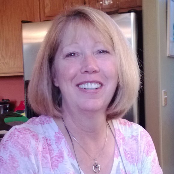 Meet your Posher, Karen - Picture 1 of 7